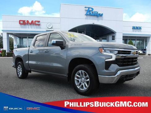 Used 2023 Chevrolet Silverado 1500 LT image 1