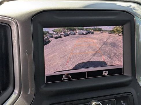 Used 2022 Chevrolet Silverado 1500 Custom AWD/4WD image 12