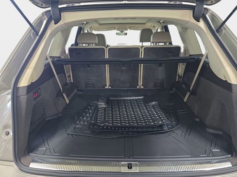 Used 2017 Audi Q7 3.0T Premium Plus w/ Premium Plus Package image 30