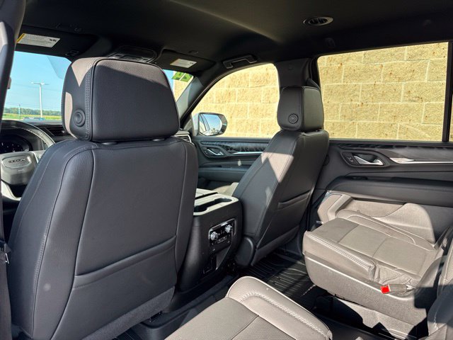 Used 2024 GMC Yukon Denali w/ LPO, Floor Liner Package AWD/4WD image 14