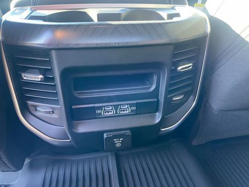 New 2025 RAM 2500 Big Horn AWD/4WD image 16