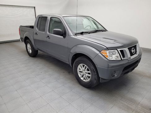 Used 2019 Nissan Frontier SV image 11