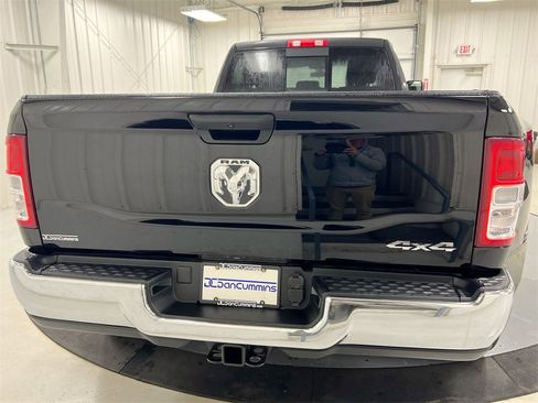 Used 2024 RAM 3500 Tradesman w/ Chrome Appearance Group image 6