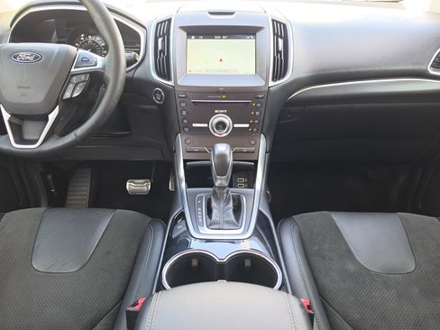Used 2018 Ford Edge Sport w/ Technology Package AWD/4WD image 21