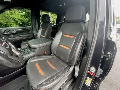 Used 2024 GMC Sierra 1500 AT4 w/ Technology Package AWD/4WD image 20