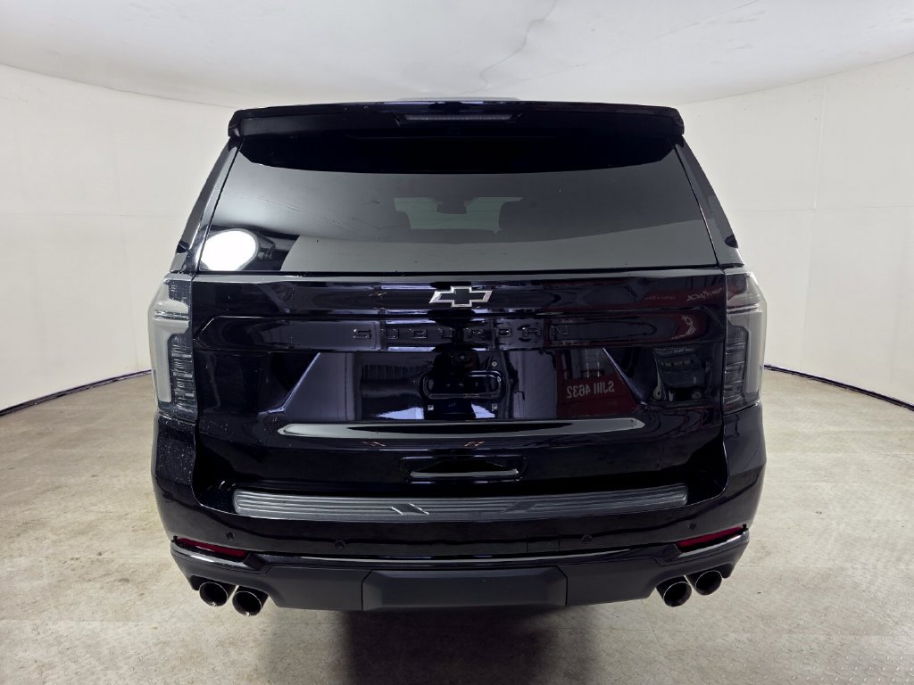 Used 2025 Chevrolet Suburban Z71 w/ Z71 Off-Road Package AWD/4WD image 5