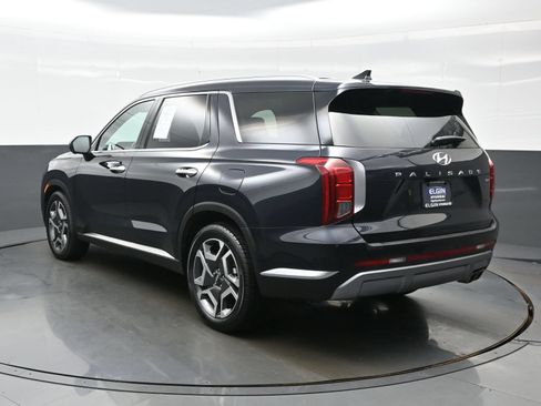 Certified 2023 Hyundai Palisade Limited w/ Cargo Package AWD/4WD image 4
