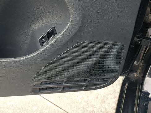 Used 2017 Volkswagen Jetta S image 14