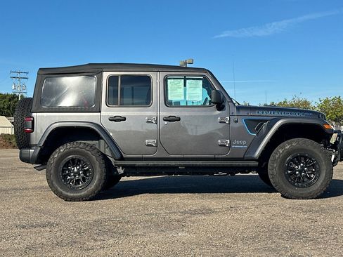 Used 2023 Jeep Wrangler Unlimited Rubicon 4xe AWD/4WD image 3