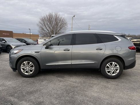 Used 2019 Buick Enclave Essence image 8