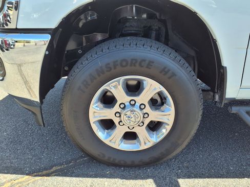 Used 2024 RAM 2500 Big Horn AWD/4WD image 11