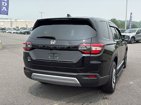Used 2024 Honda Pilot EX-L image 6