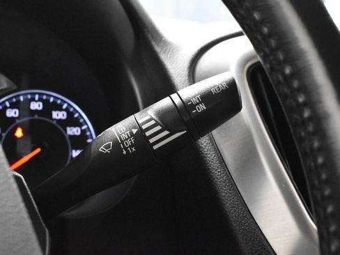 Used 2018 GMC Terrain SLE w/ Driver Convenience Package image 13