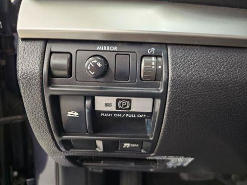 Used 2013 Subaru Outback 2.5i Premium AWD/4WD image 14