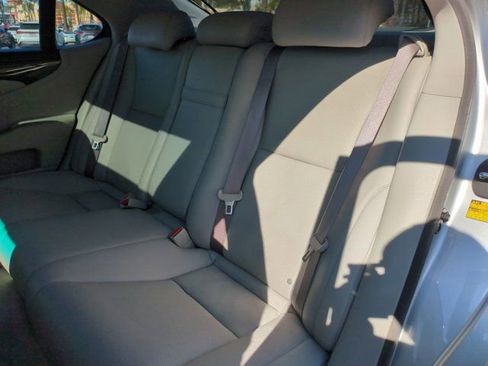 Used 2009 Lexus LS 460 image 28