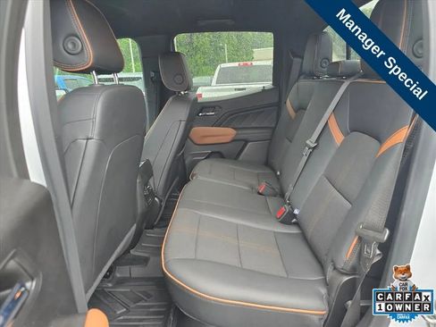 Used 2024 GMC Canyon AT4 AWD/4WD image 9