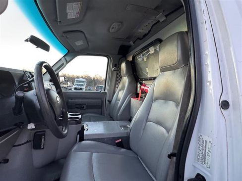 Used 2011 Ford E-350 and Econoline 350 Super Duty w/ PWR Group image 39