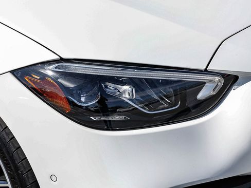 Certified 2025 Mercedes-Benz C 300 Sedan image 7