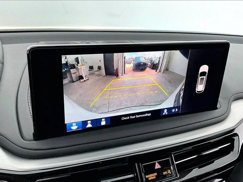 Certified 2026 Acura MDX FWD w/ Technology Package image 28