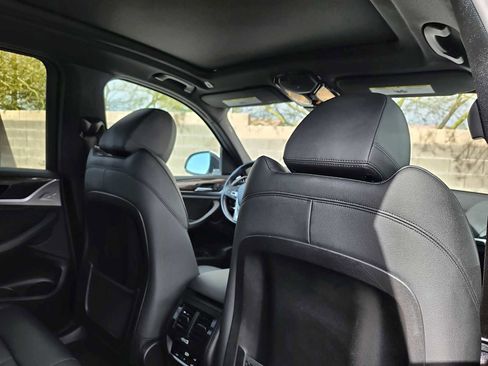 Used 2019 BMW X3 sDrive30i w/ Driving Assistance Package image 16