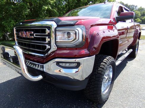 Used 2016 GMC Sierra 1500 SLE w/ SLE Value Package AWD/4WD image 2