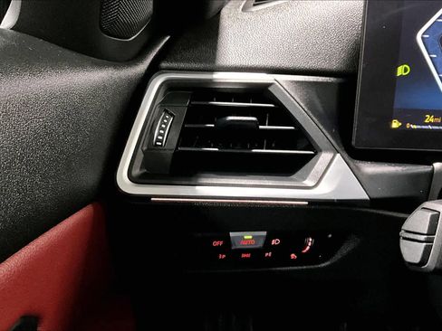 Used 2024 BMW 330i xDrive Sedan w/ Convenience Package image 34