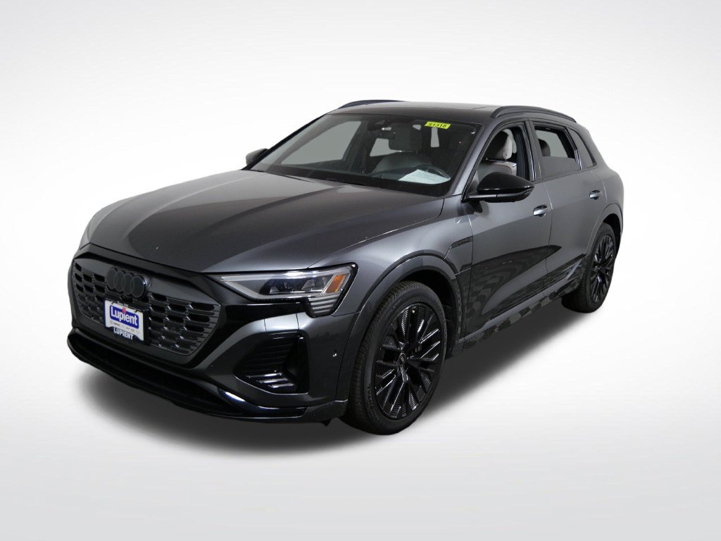 Used 2024 Audi Q8 e-tron Prestige AWD/4WD image 9