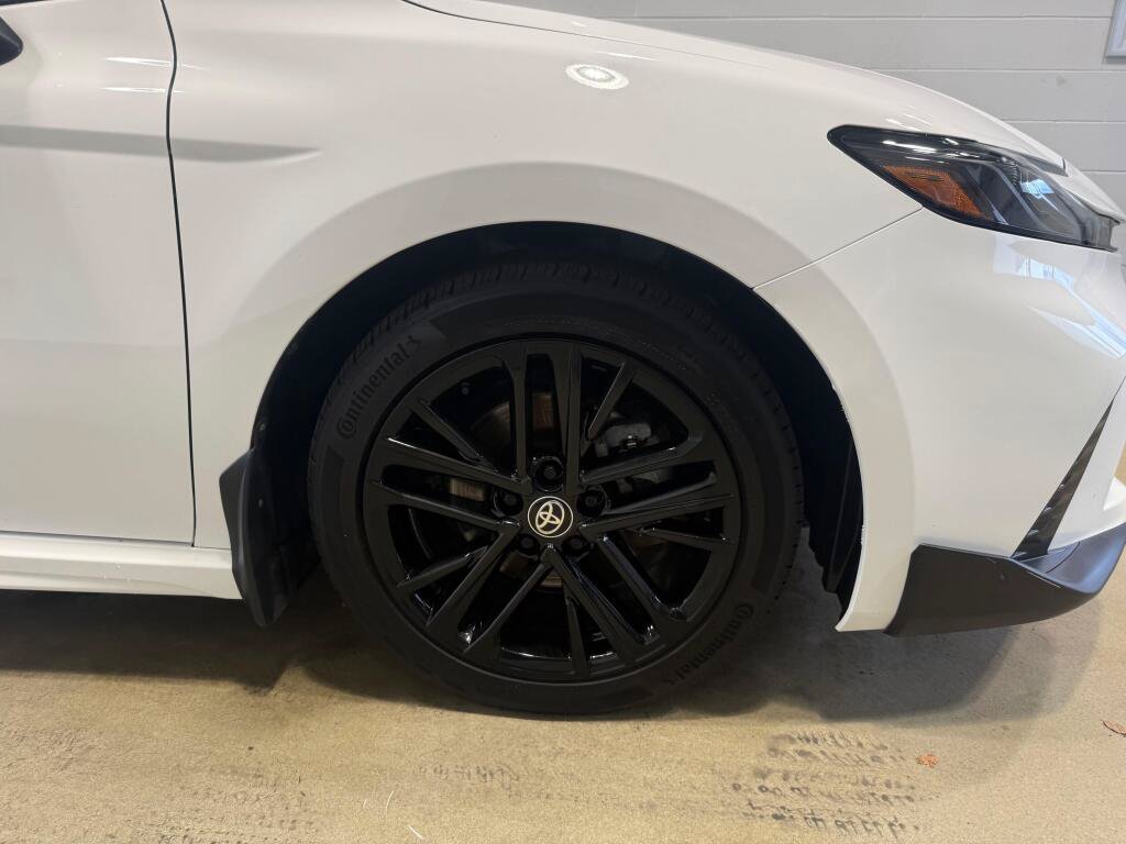Certified 2026 Toyota Camry SE FWD image 10