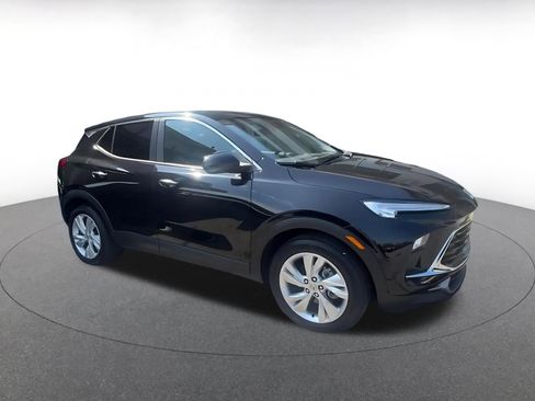 Used 2025 Buick Encore GX Preferred FWD image 2
