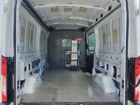 Used 2018 Ford Transit 350 148 Medium Roof RWD image 11