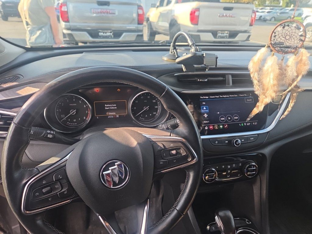 Used 2021 Buick Encore GX Essence AWD/4WD image 8