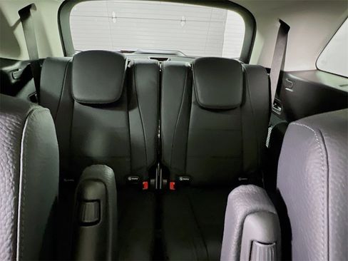 New 2025 Mercedes-Benz GLS 450 4MATIC image 29