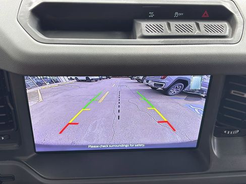 Used 2024 Ford Bronco Big Bend image 32