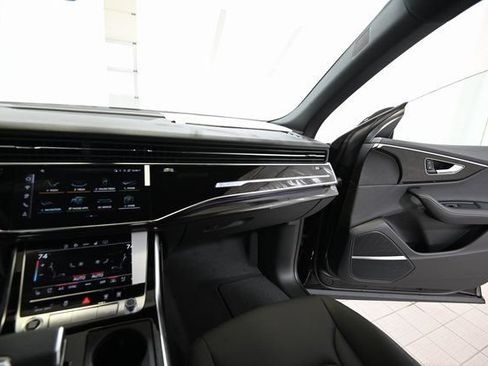 Used 2026 Audi Q8 Premium Plus AWD/4WD image 30