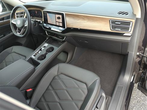 New 2026 Volkswagen Atlas SE image 23