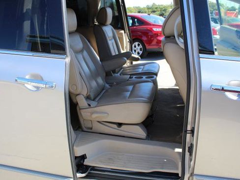 Used 2013 Nissan Quest LE FWD image 9