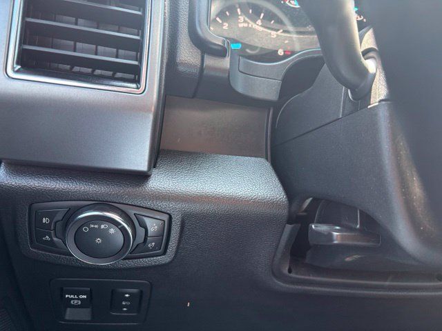 Used 2019 Ford F150 XLT w/ Equipment Group 302A Luxury AWD/4WD image 22