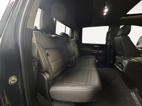 Used 2020 GMC Sierra 2500 Denali w/ Denali Ultimate Package image 12