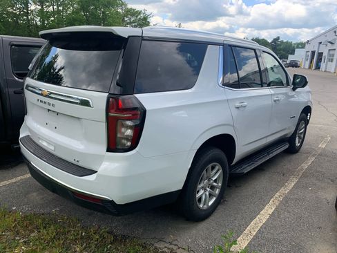Used 2024 Chevrolet Tahoe LT AWD/4WD image 3
