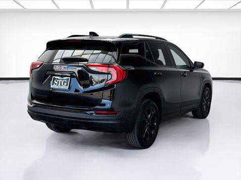 Used 2020 GMC Terrain SLE w/ Driver Convenience Package FWD image 4