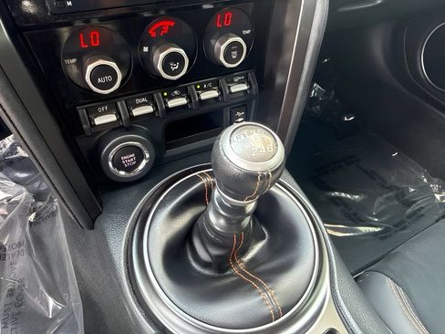 Used 2017 Toyota 86 860 Special Edition RWD image 13