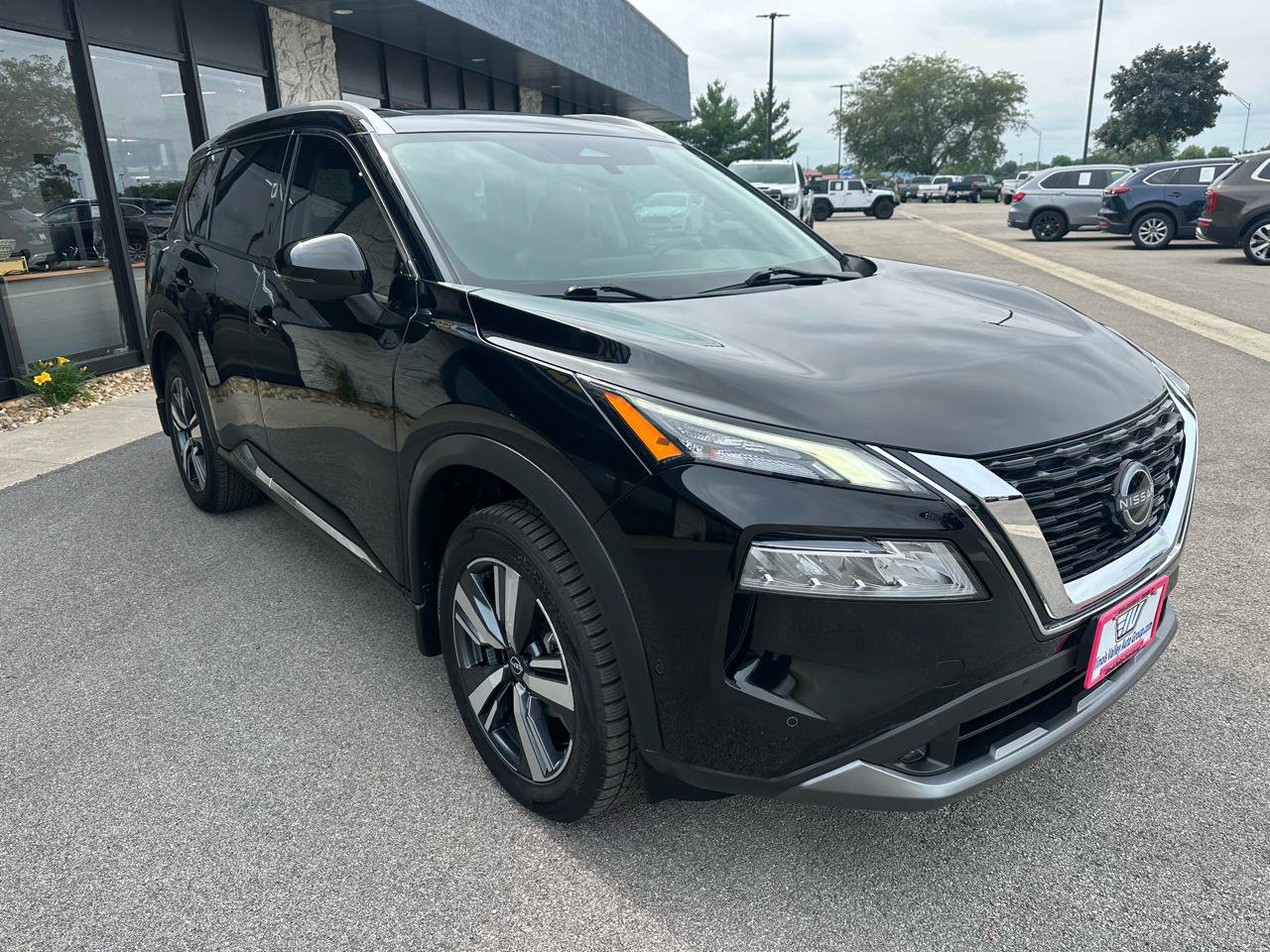 Used 2022 Nissan Rogue SL w/ SL Premium Package AWD/4WD image 9