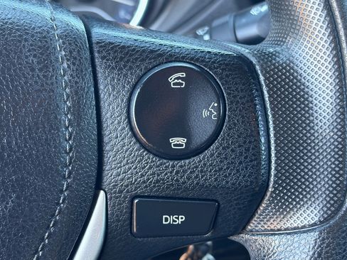 Used 2016 Toyota Corolla LE FWD image 19