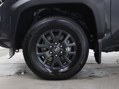 Used 2025 Toyota 4Runner SR5 image 29