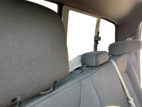 New 2026 GMC Canyon Elevation w/ Convenience Package image 22