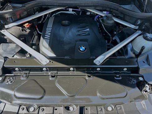 Certified 2024 BMW X7 xDrive40i image 35