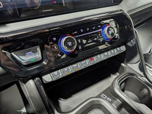 Used 2025 GMC Sierra 2500 AT4X w/ Snow Plow Prep/Camper Package image 26