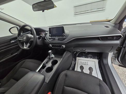 Used 2020 Nissan Altima 2.5 S FWD image 22