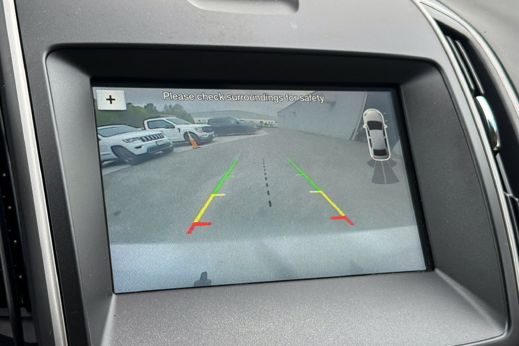 Used 2018 Ford Edge SEL w/ Equipment Group 201A AWD/4WD image 33