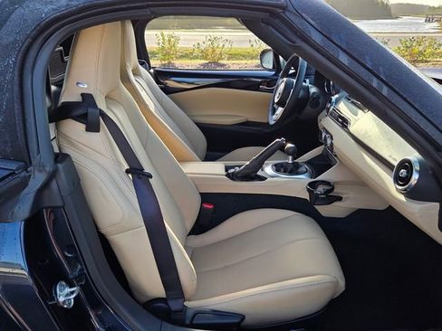 New 2025 MAZDA MX-5 Miata Grand Touring image 16
